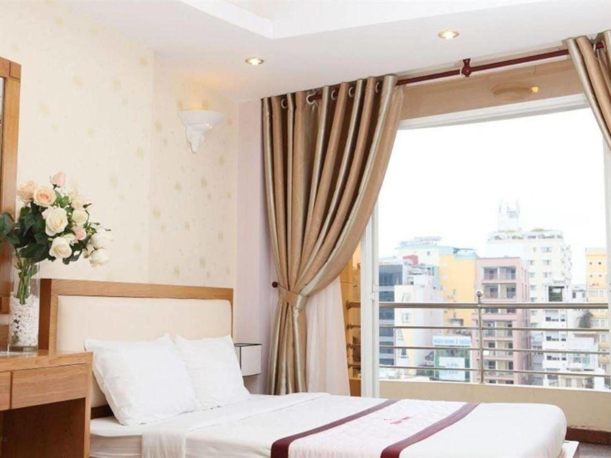Ruby Hotel Ho Chi Minh-staden Exteriör bild